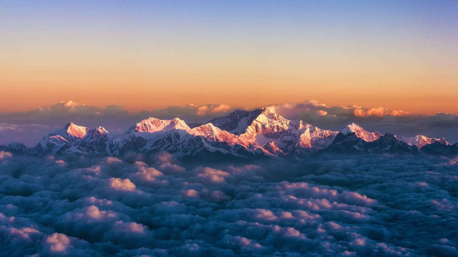 Kanchenjunga panoramic view near Kalimpong